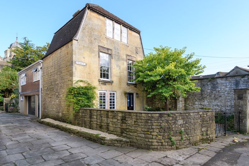 Main Image